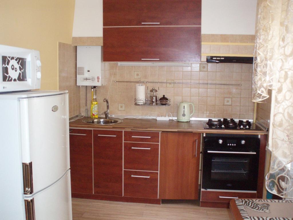 Apartment Studio On Mayakovskogo Avenue Zaporizhia Kamer foto